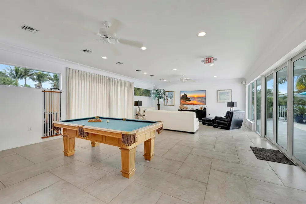 1212 Hillsboro Mile #20 Hillsboro Beach, FL 33062
