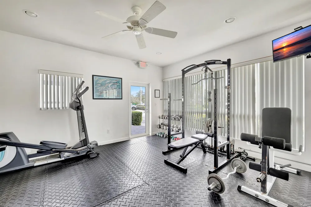 1212 Hillsboro Mile #20 Hillsboro Beach, FL 33062