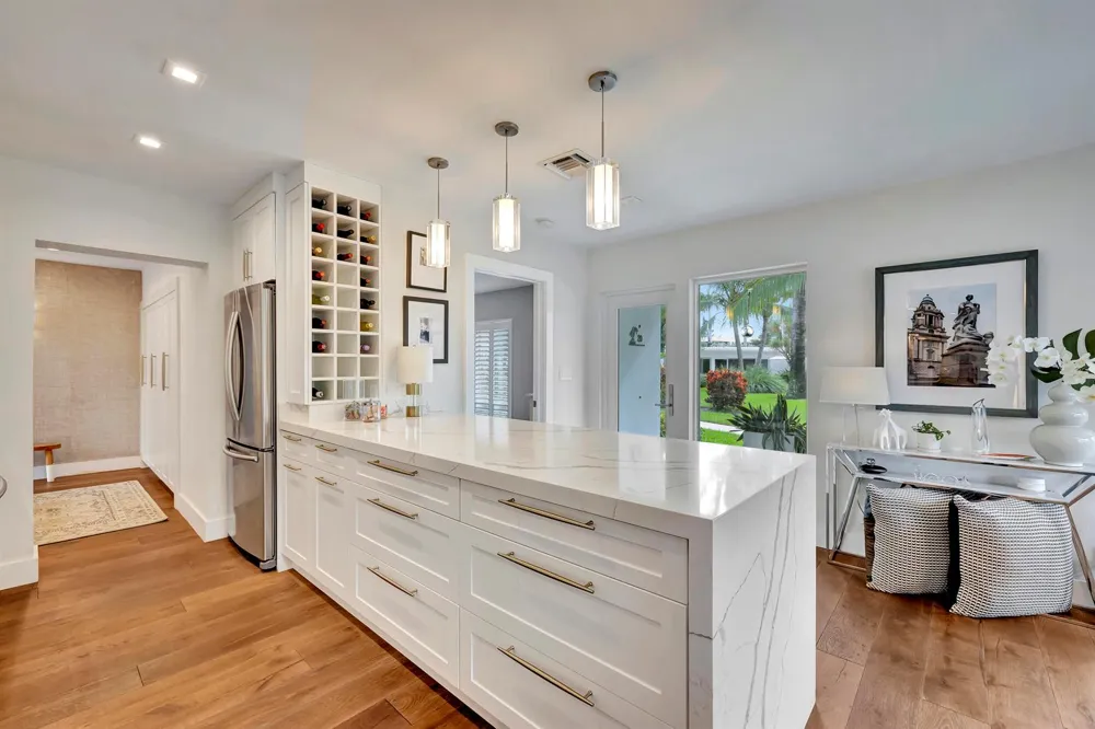 1212 Hillsboro Mile #20 Hillsboro Beach, FL 33062