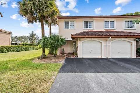 8940 NW 38th Drive #8940