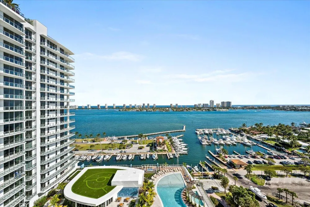220 Lake Shore Drive #1706 Lake Park, FL 33403
