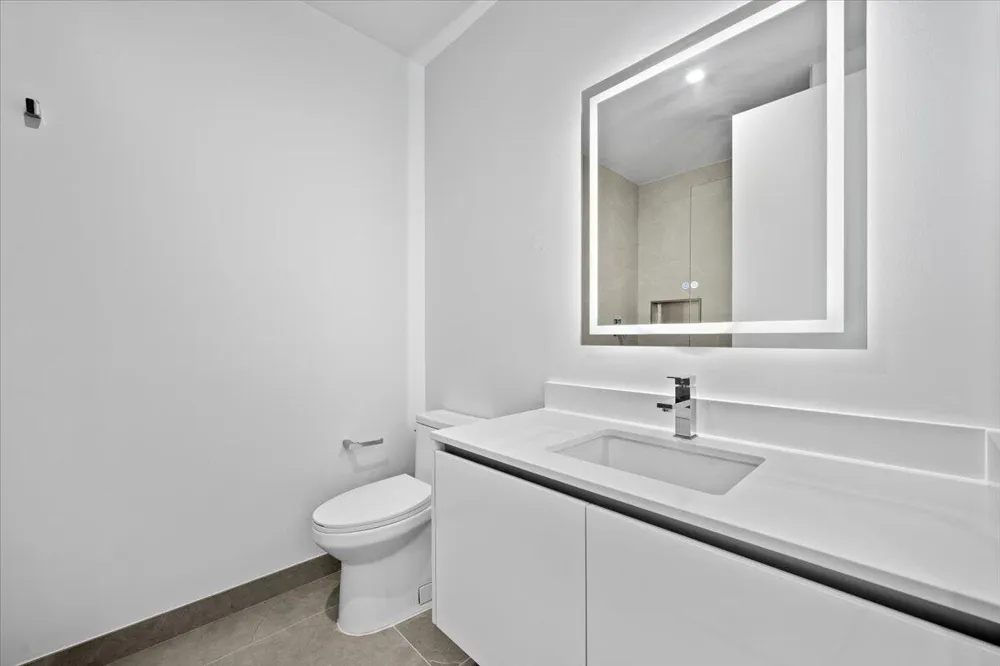 220 Lake Shore Drive #1706 Lake Park, FL 33403