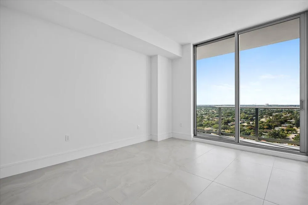 220 Lake Shore Drive #1706 Lake Park, FL 33403
