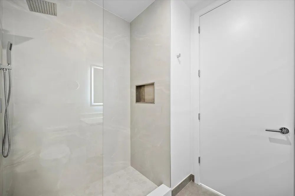 220 Lake Shore Drive #1706 Lake Park, FL 33403