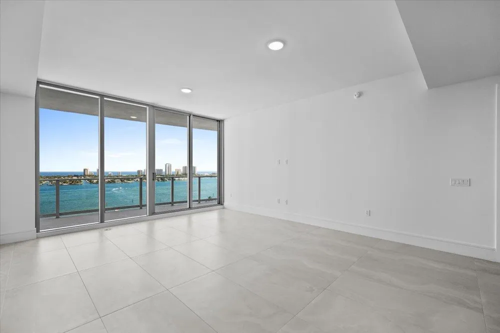 220 Lake Shore Drive #1706 Lake Park, FL 33403