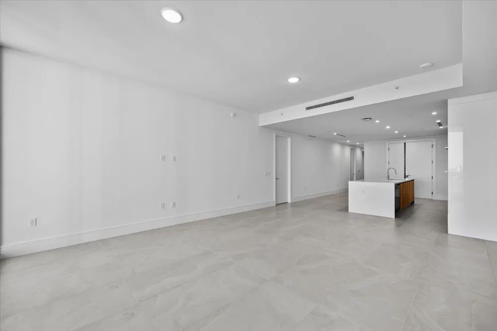 220 Lake Shore Drive #1706 Lake Park, FL 33403
