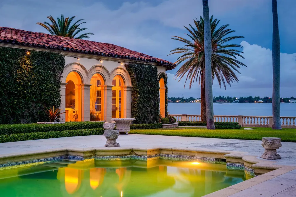 790 S County Road Palm Beach, FL 33480
