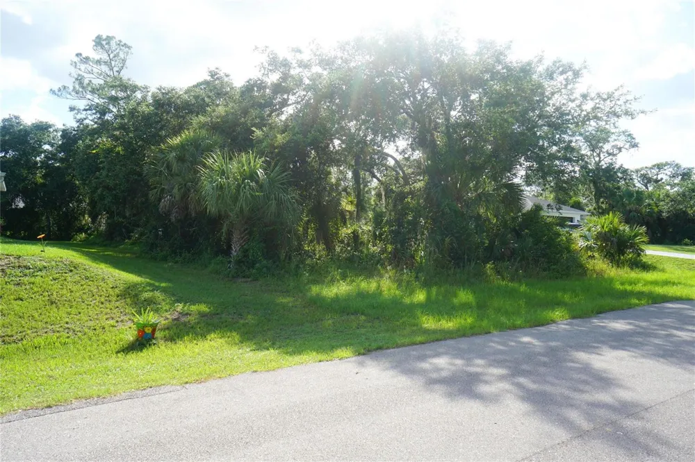 4253 Goldfair Lane North Port, FL 34288