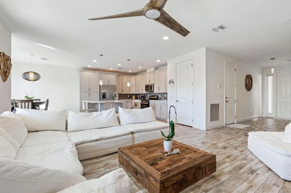 12512 NW 32 Manor #3 Sunrise, FL 33323