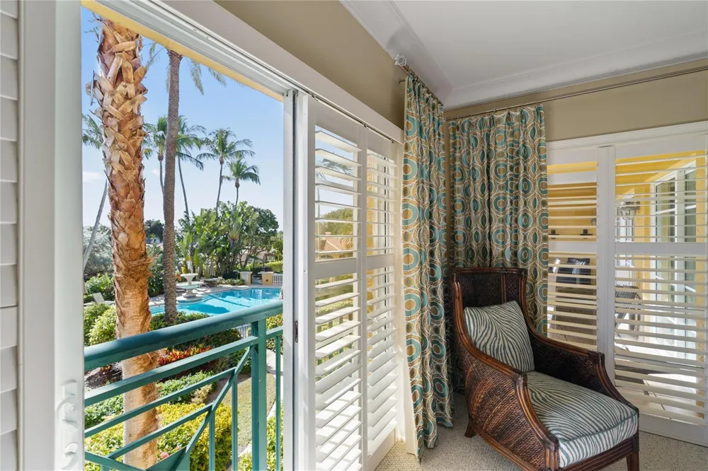 1228 Hillsboro Mile #202 Hillsboro Beach, FL 33062
