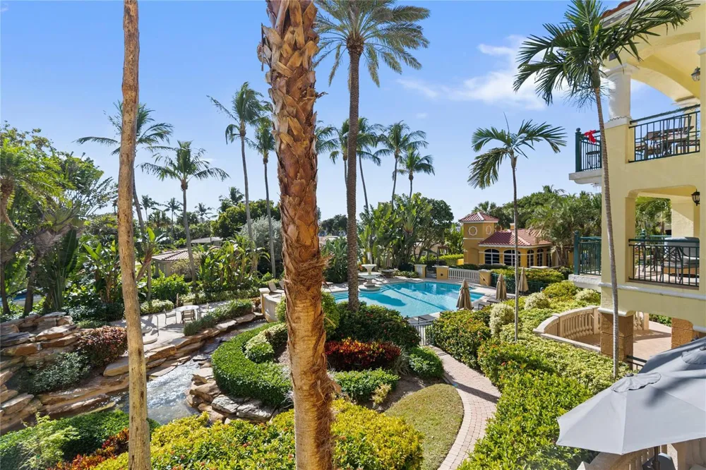 1228 Hillsboro Mile #202 Hillsboro Beach, FL 33062