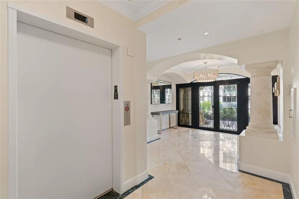1228 Hillsboro Mile #202 Hillsboro Beach, FL 33062