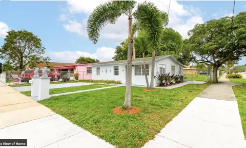 145 SW 13th Avenue