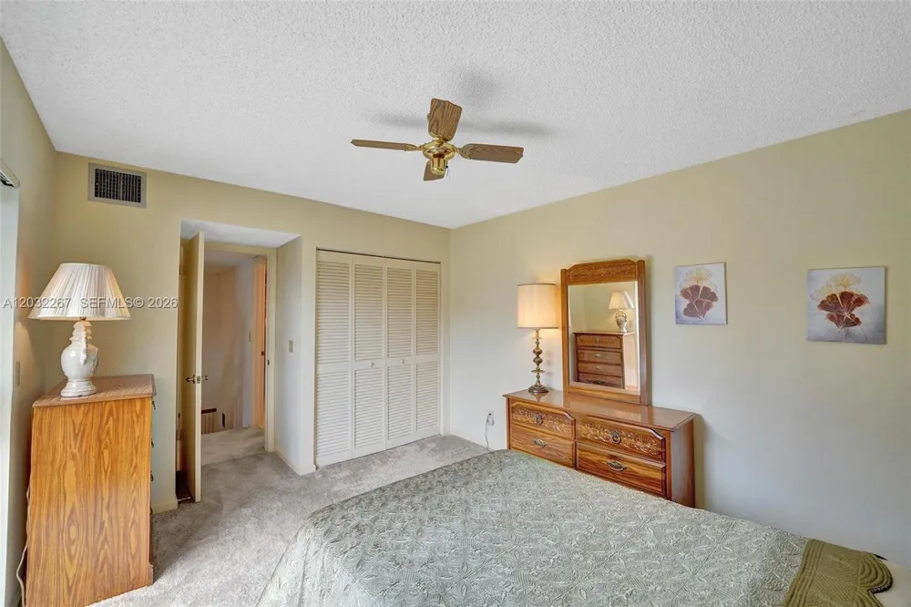 11100 SW 15th Mnr Davie, FL 33324