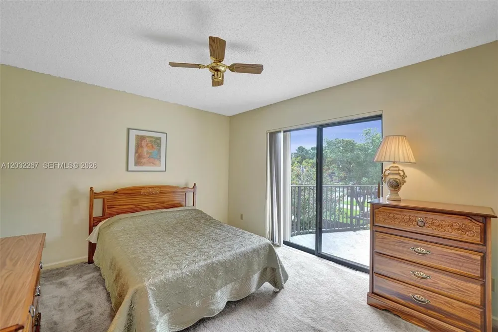 11100 SW 15th Mnr Davie, FL 33324