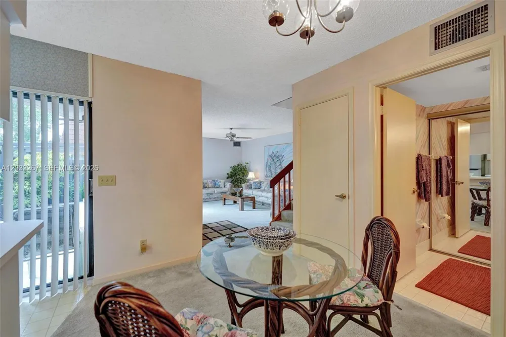 11100 SW 15th Mnr Davie, FL 33324