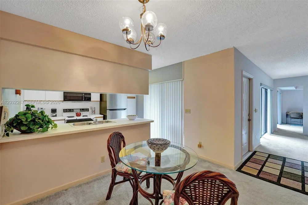 11100 SW 15th Mnr Davie, FL 33324