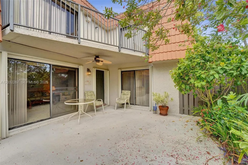 11100 SW 15th Mnr Davie, FL 33324