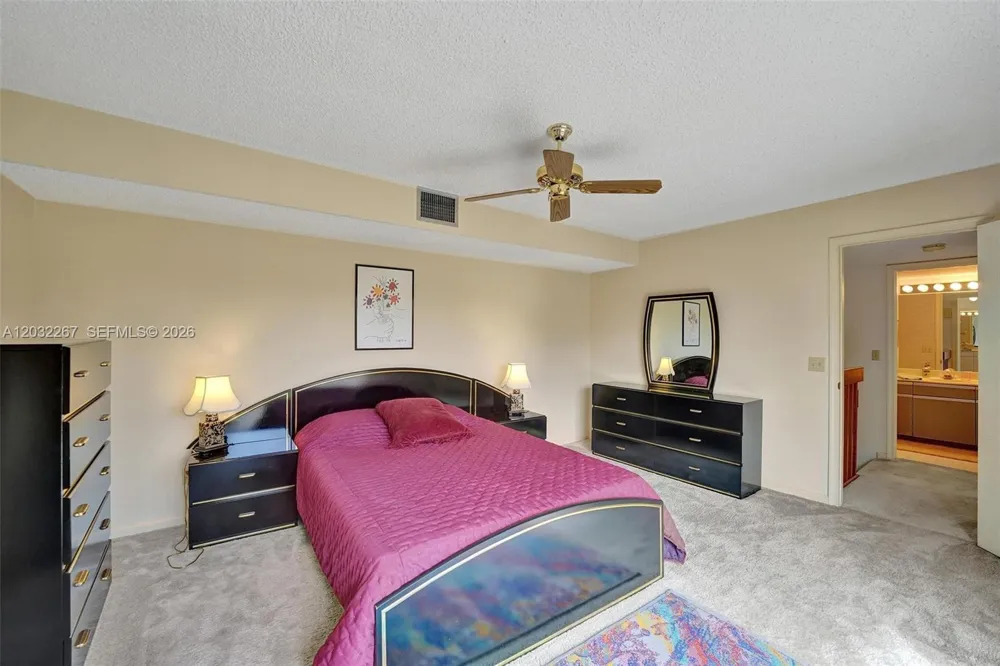 11100 SW 15th Mnr Davie, FL 33324