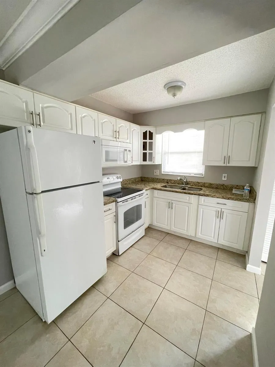 5806 Channel Drive 