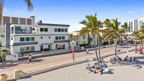 2201 Surf Road