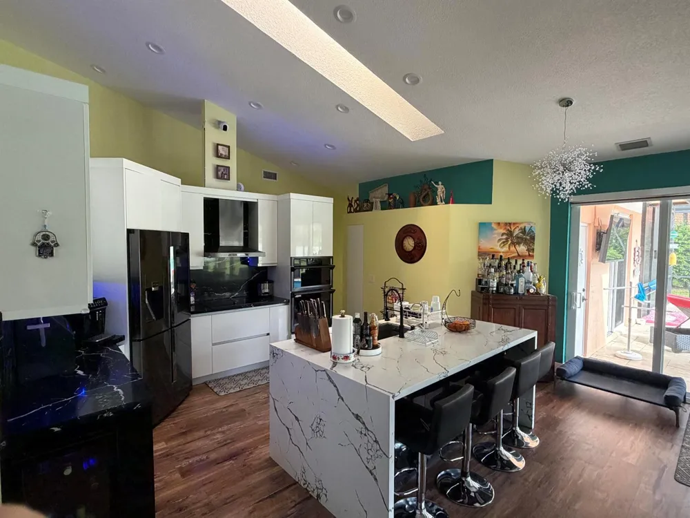 9050 Cypress Hollow Drive Palm Beach Gardens, FL 33418