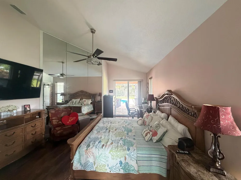 9050 Cypress Hollow Drive Palm Beach Gardens, FL 33418