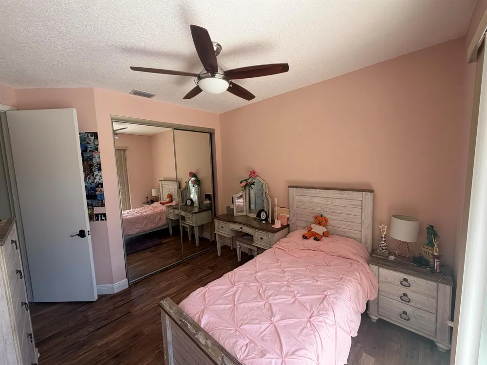 9050 Cypress Hollow Drive Palm Beach Gardens, FL 33418