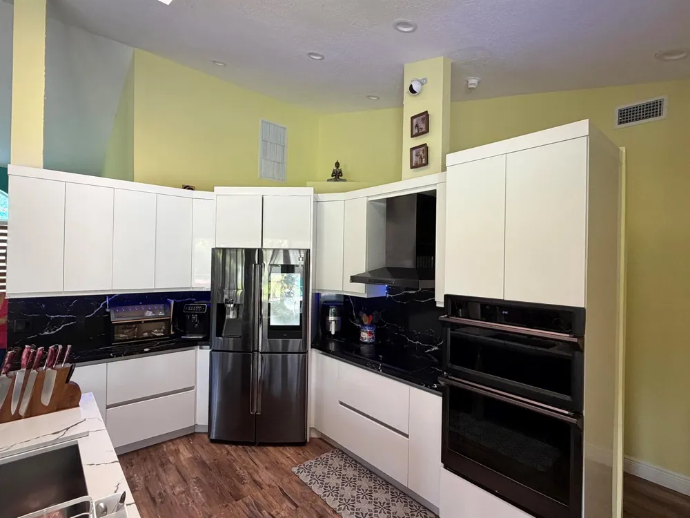 9050 Cypress Hollow Drive Palm Beach Gardens, FL 33418