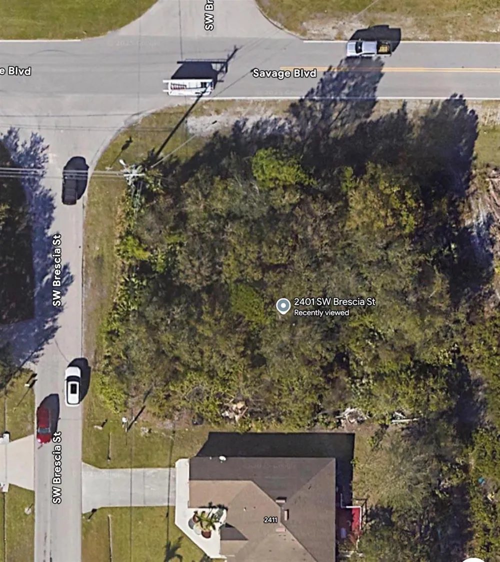2401 SW Brescia Street Port St. Lucie, FL 34953
