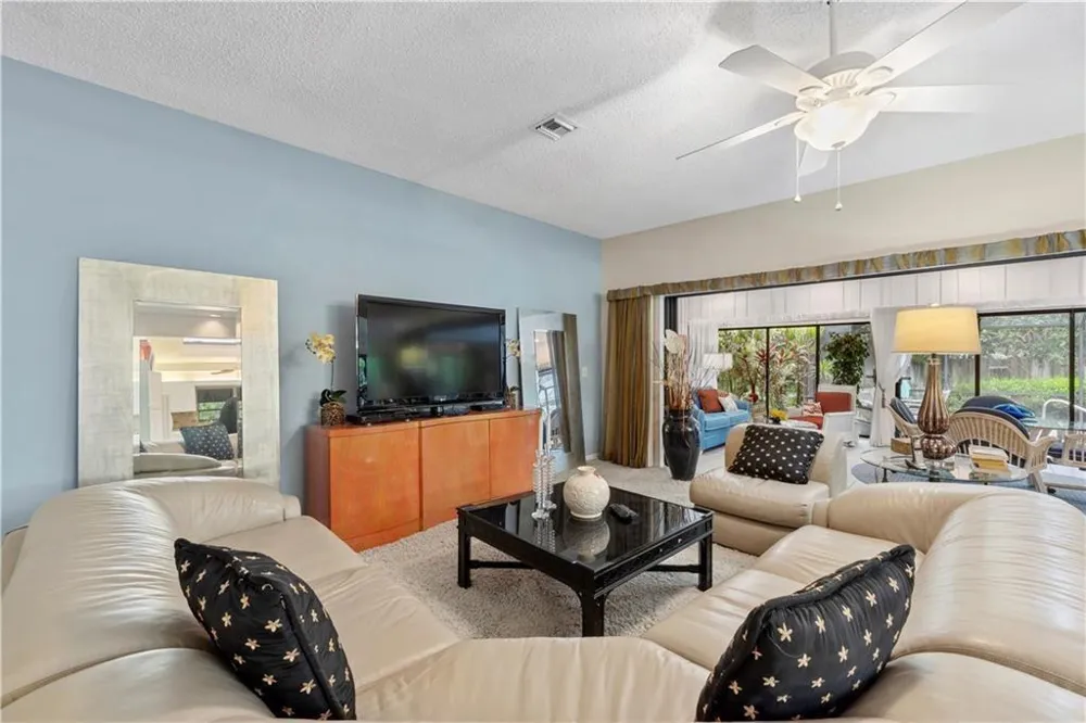 1330 Shorewinds Lane Vero Beach, FL 32963