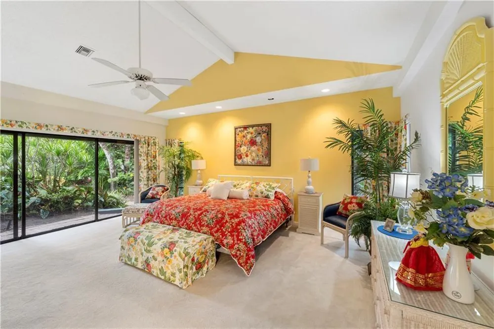 1330 Shorewinds Lane Vero Beach, FL 32963