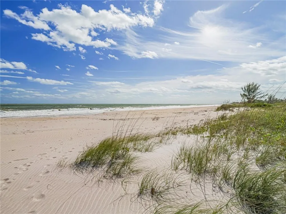 1330 Shorewinds Lane Vero Beach, FL 32963