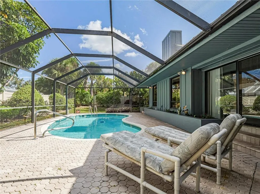 1330 Shorewinds Lane Vero Beach, FL 32963