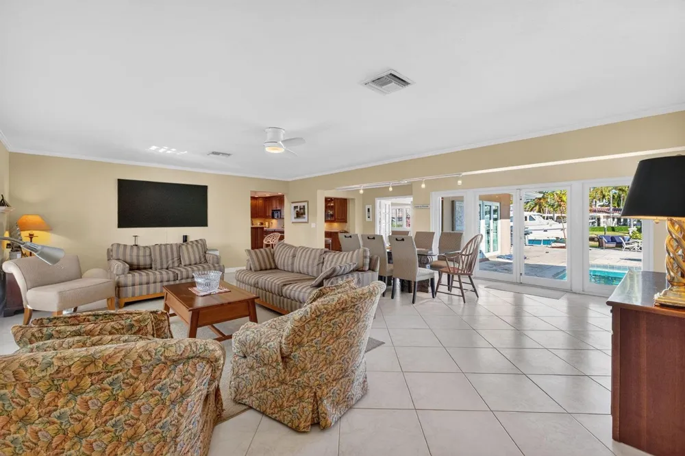 2871 NE 26th Court Fort Lauderdale, FL 33306