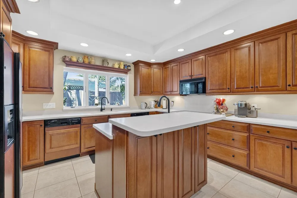 2871 NE 26th Court Fort Lauderdale, FL 33306