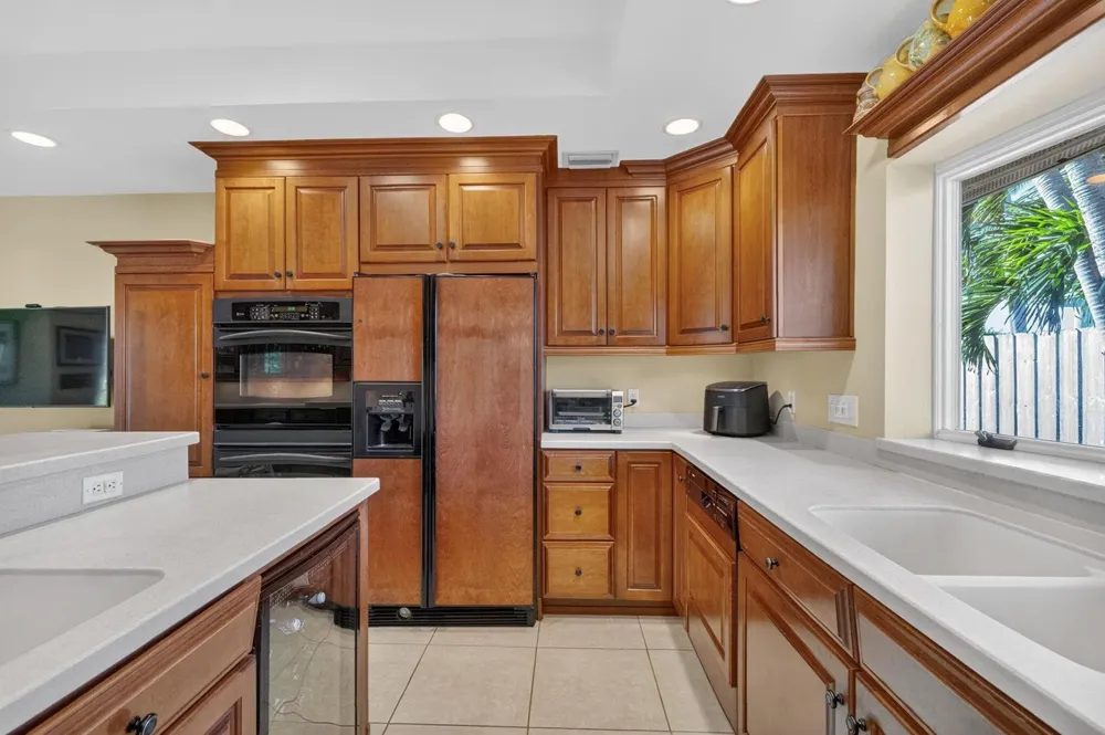 2871 NE 26th Court Fort Lauderdale, FL 33306