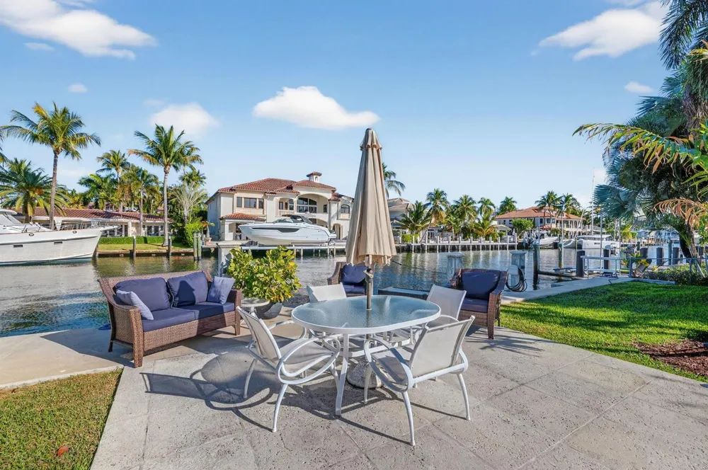 2871 NE 26th Court Fort Lauderdale, FL 33306