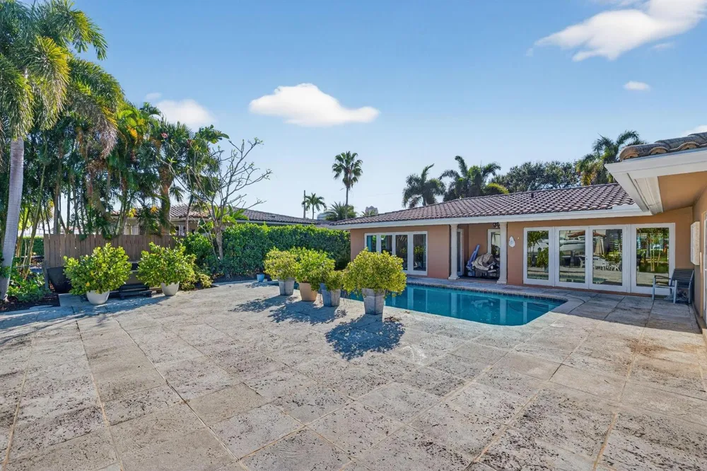 2871 NE 26th Court Fort Lauderdale, FL 33306