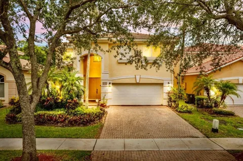 846 Gazetta Way