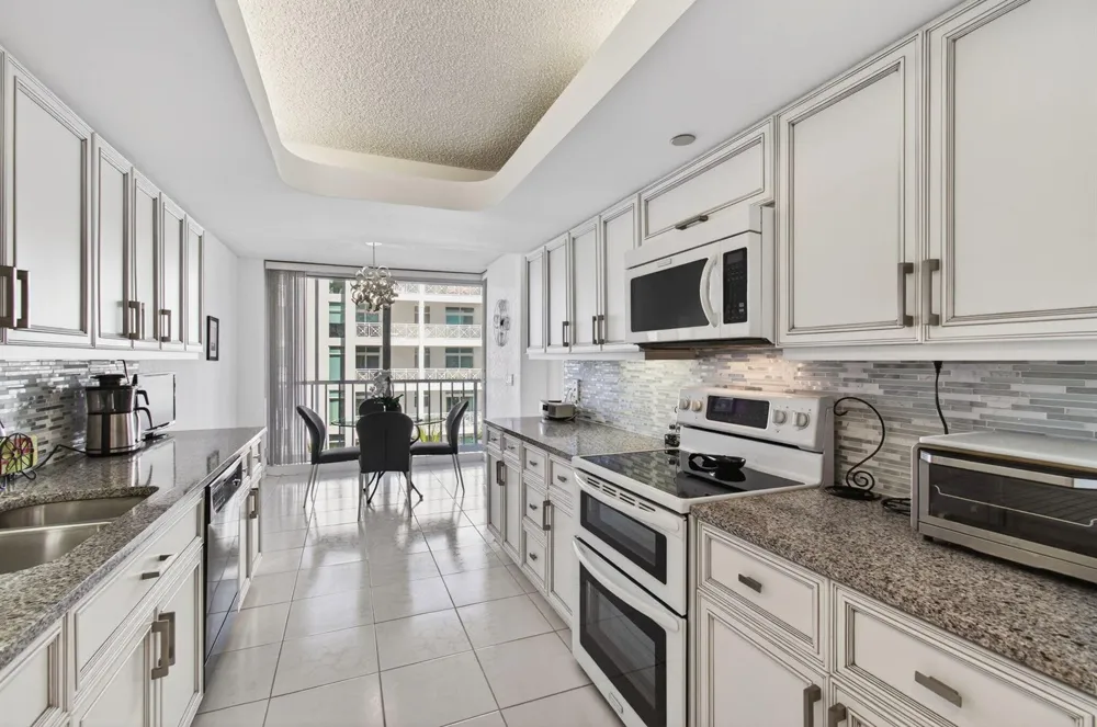 3210 S Ocean Boulevard #704 Highland Beach, FL 33487