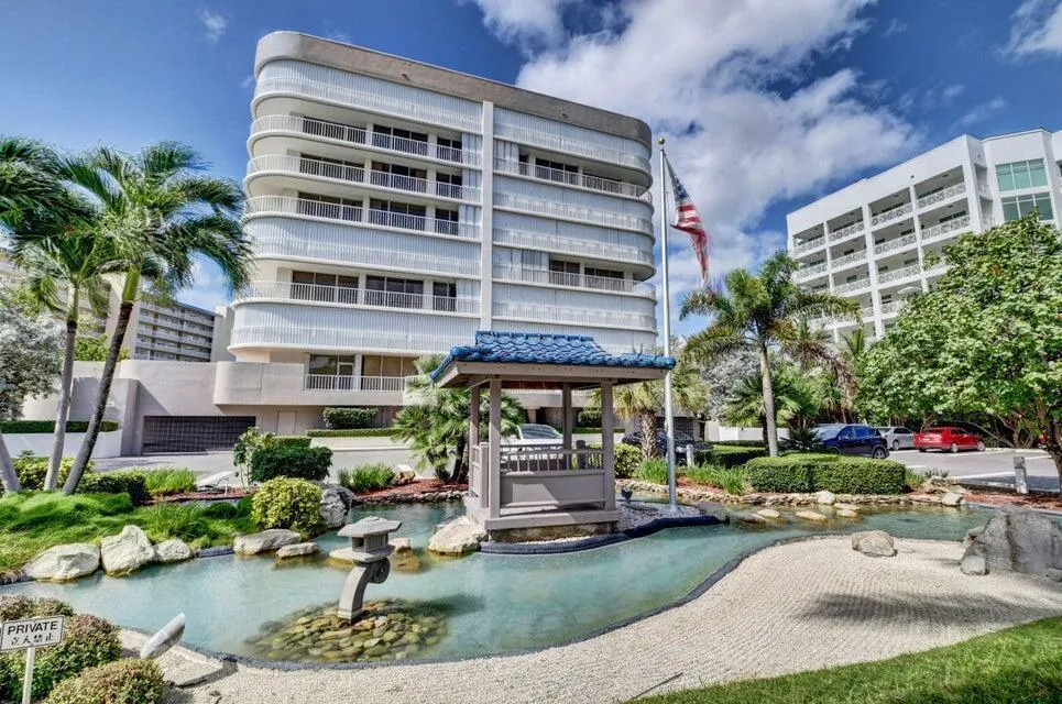 3210 S Ocean Boulevard #704 Highland Beach, FL 33487