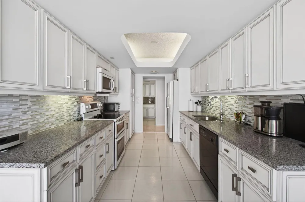 3210 S Ocean Boulevard #704 Highland Beach, FL 33487