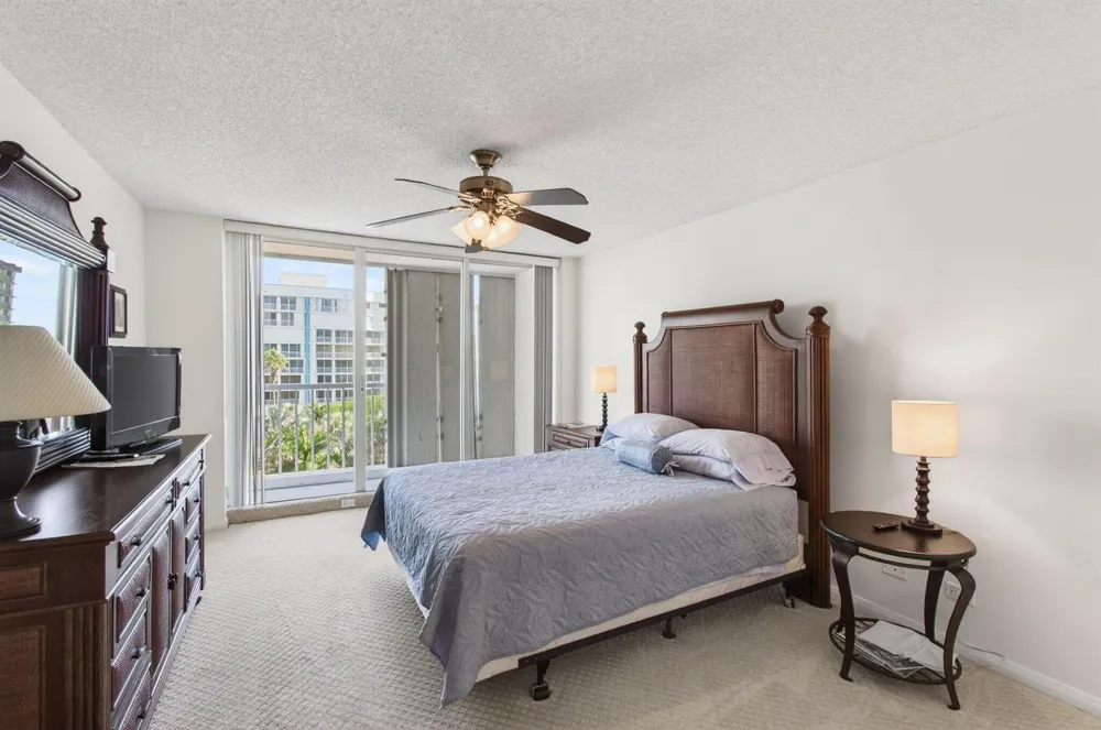 3210 S Ocean Boulevard #704 Highland Beach, FL 33487
