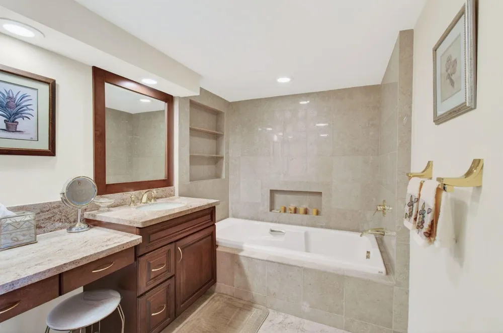 3210 S Ocean Boulevard #704 Highland Beach, FL 33487