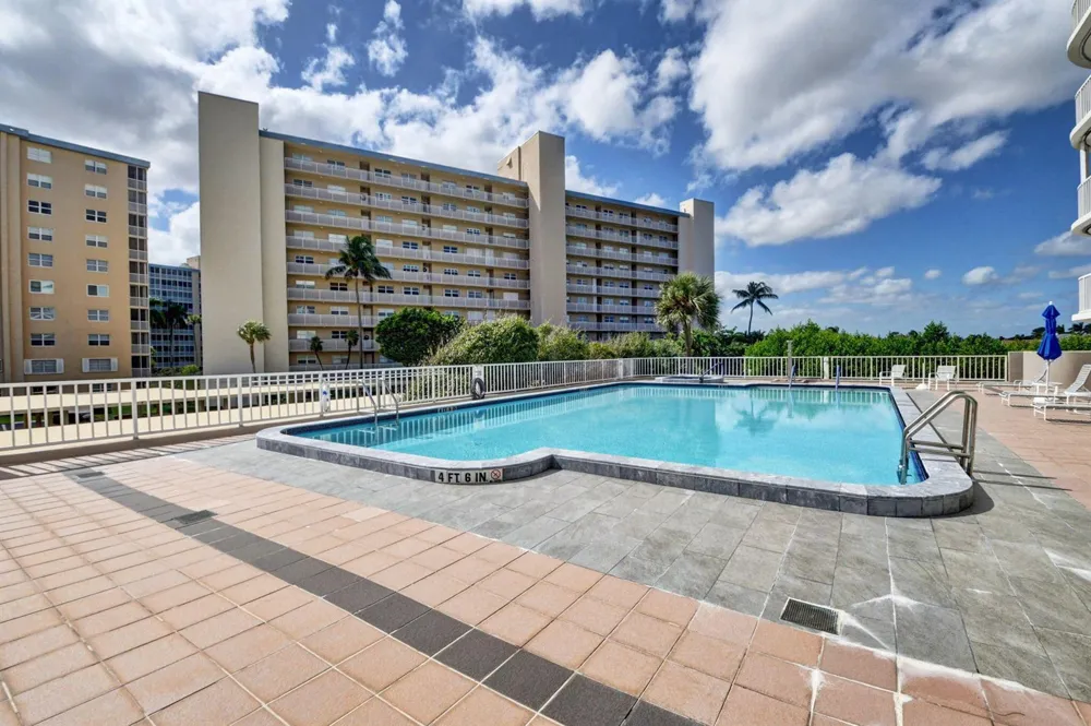 3210 S Ocean Boulevard #704 Highland Beach, FL 33487