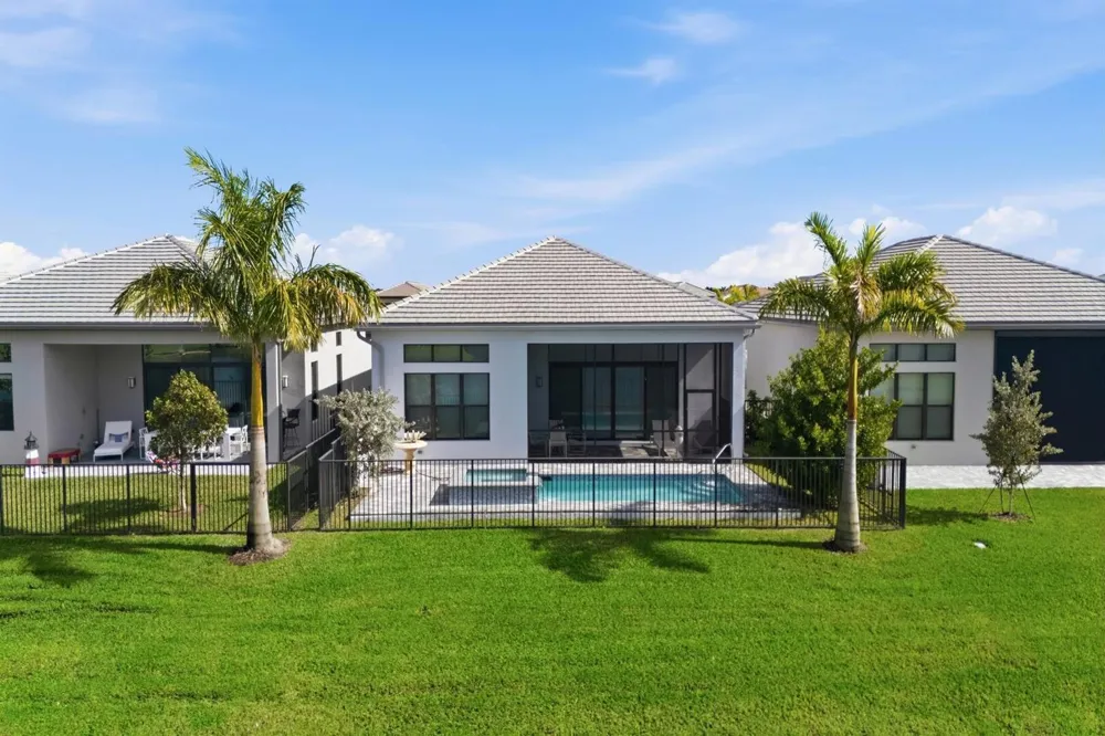 9674 Spruce Woods Drive Boynton Beach, FL 33473
