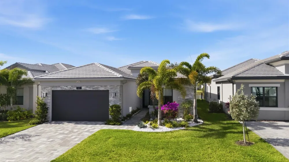 9674 Spruce Woods Drive Boynton Beach, FL 33473