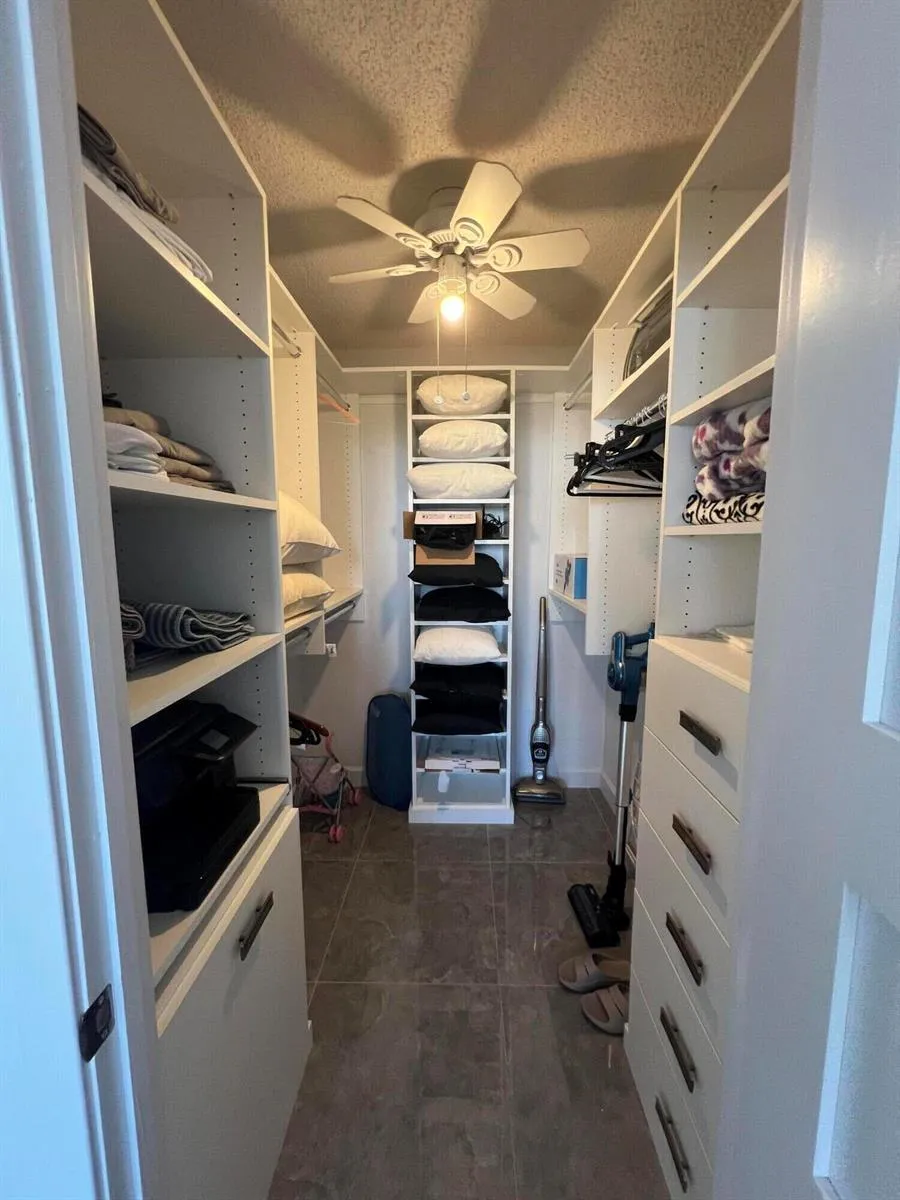 3400 Ocean Drive #905 Singer Island, FL 33404