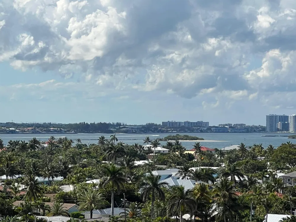 3400 Ocean Drive #905 Singer Island, FL 33404